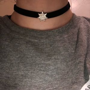 ⭐️ Star Choker
